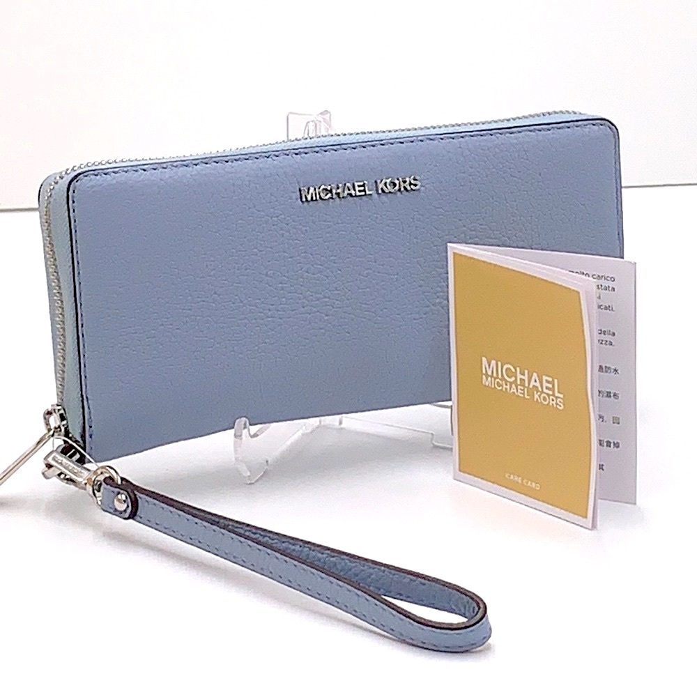 MICHAEL KORS LARGE TRAVEL
CONTINENTAL WRISTLET WALLET Wristlet PALE
OCEAN NWT